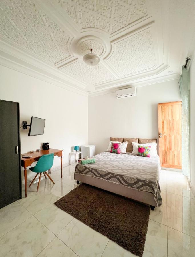 Francesca Guest House Дакар Екстериор снимка