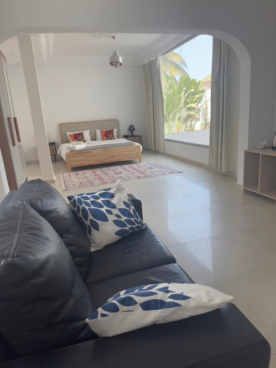 Francesca Guest House Дакар Екстериор снимка