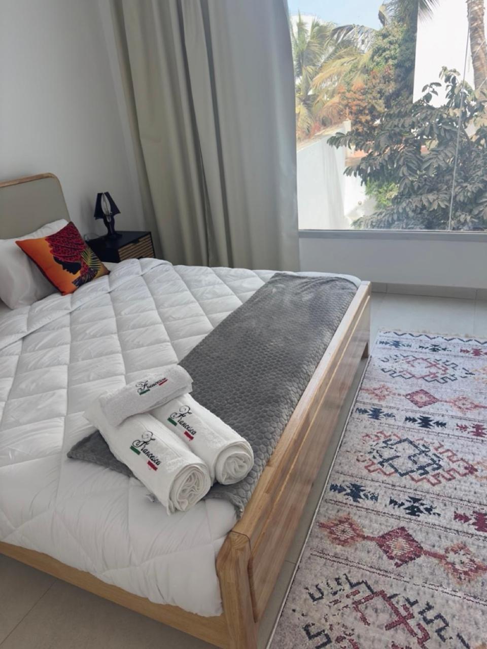 Francesca Guest House Дакар Екстериор снимка